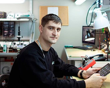 Мастер сервисного центра по ремонту техники Testo